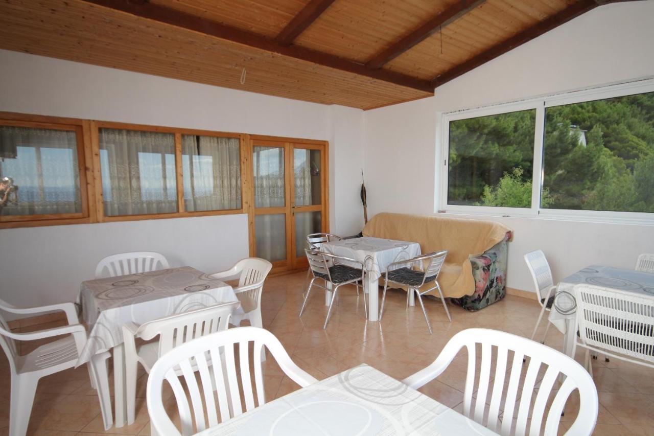 Apartments And Rooms With Parking Space Brela, Makarska - 6895 Bagian luar foto